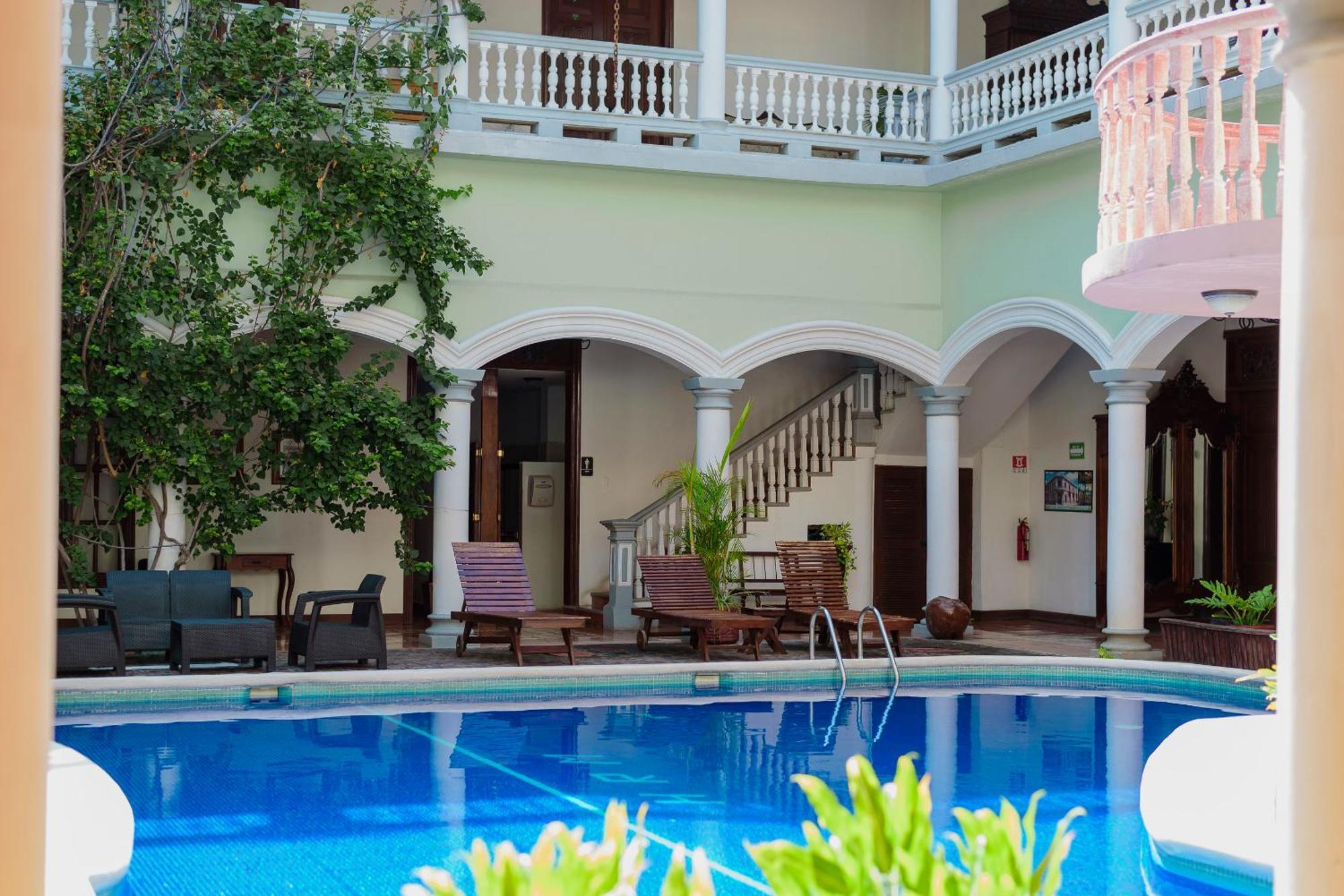 Hotel Real La Merced